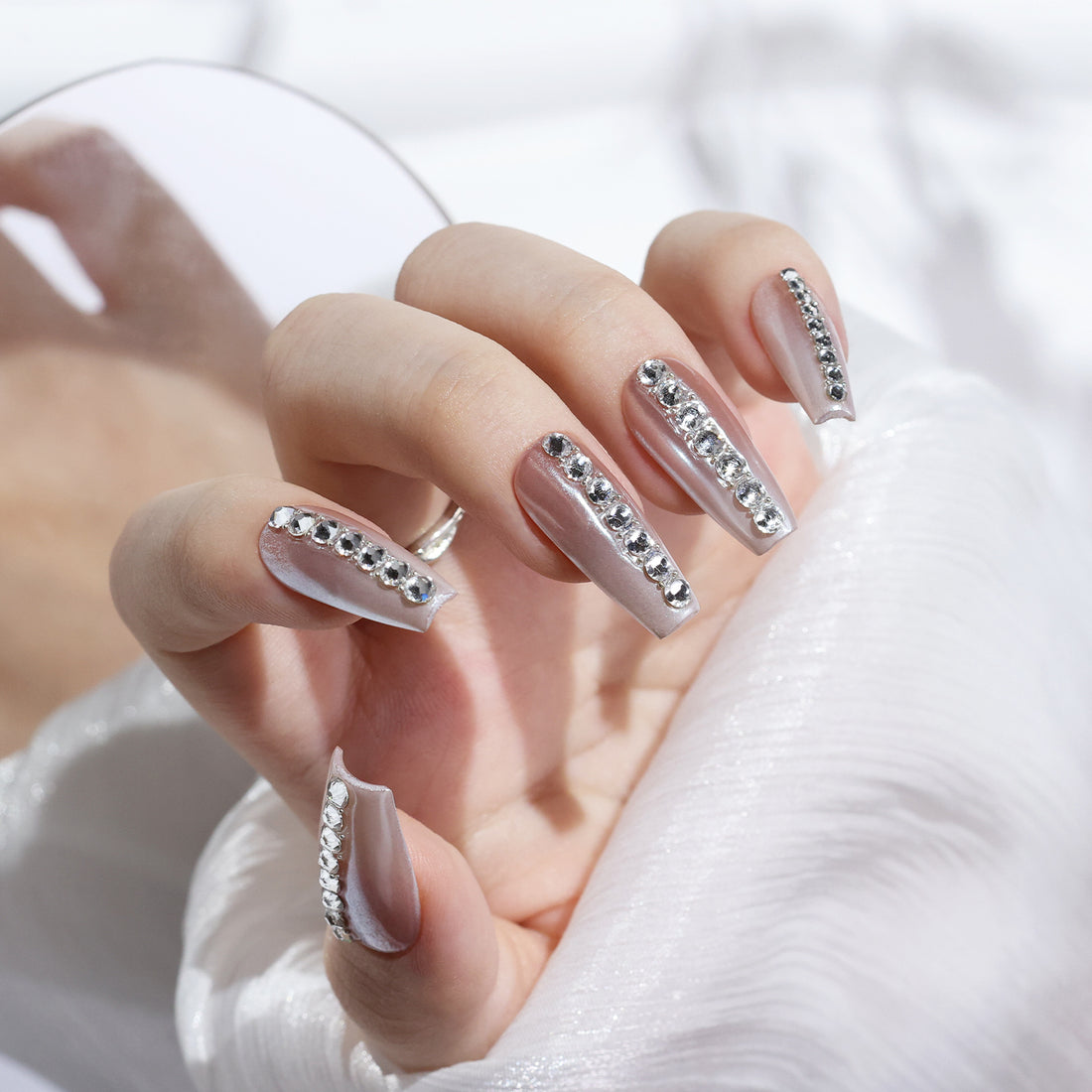 Medium Coffin-Shaped Nude Gradient Smudged False Nails Full Swarovski Crystals Decor Handmade Press-On Nails