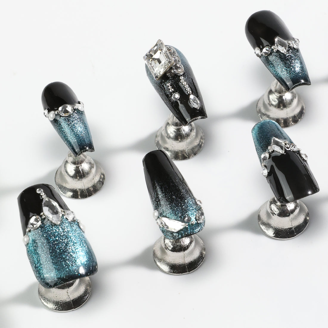 10pcs Luxury Handmade Press on Nails Medium Coffin-Shaped Black And Blue Change Cat Eye Swarovski Crystals Decorative